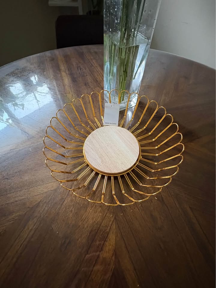 Fruit Basket Holder for Kitchen Countertop, Gold Modern Storage Centerpiece with Wood Stand